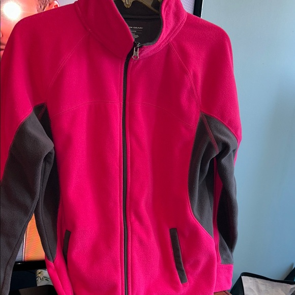 Tek Gear Pink and Gray L/S Sweat Jacket with zipper w/pockets - Picture 3 of 6